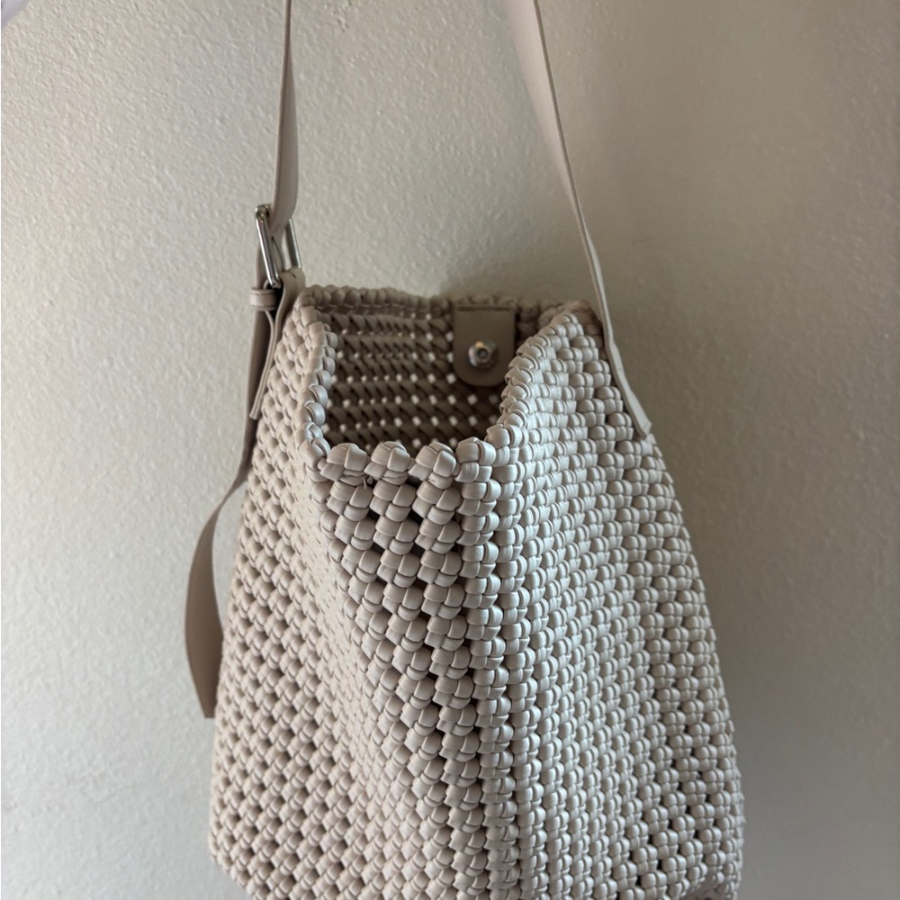 ANTHROPOLOGIE Woven Knot Bag: Faux Leather Cream - Picture 6 of 8